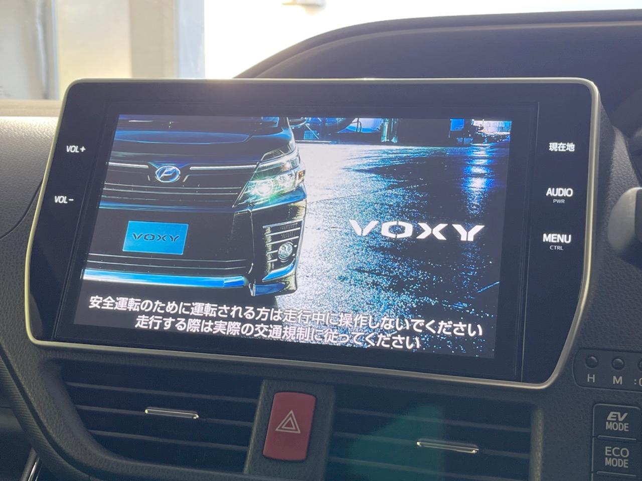 2017 TOYOTA VOXY | YAMAGIN CORPORATION