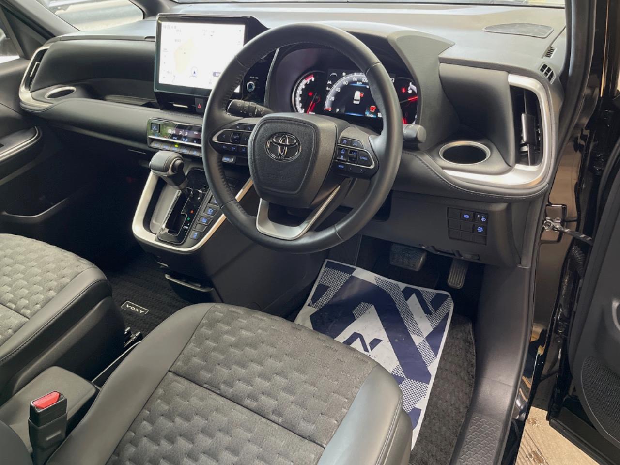 2023 TOYOTA VOXY | YAMAGIN CORPORATION