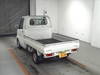 It is a picture of the white mitsubishi minicab in 2002,Sub Photo 1 Stock No.Y013474