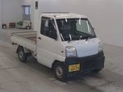 It is a picture of the white mitsubishi minicab in 1999,First Photo Stock No.Y013704