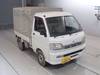 It is a picture of the white daihatsu hijet  in 2000,Sub Photo 0 Stock No.Y014580