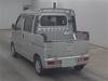 It is a picture of the silver daihatsu hijet  in 2005,Sub Photo 1 Stock No.Y015140