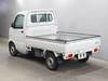 It is a picture of the white suzuki carry truck in 2011,Sub Photo 1 Stock No.Y015143