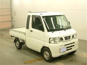 It is a picture of the white nissan nt100 clipper jumbo in 2012,First Photo Stock No.Y015393
