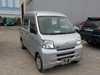It is a picture of the silver daihatsu hijet deck van in 2013,Sub Photo 0 Stock No.Y015494