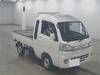 It is a picture of the white daihatsu hijet  in 2018,Sub Photo 0 Stock No.Y015495