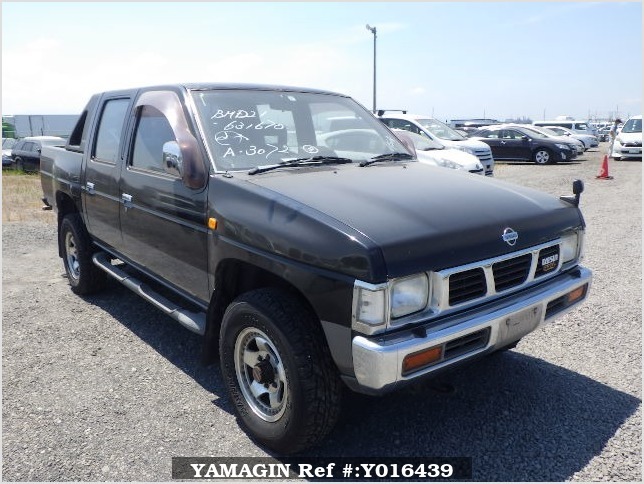 nissan datsun double cab