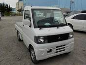 It is a picture of the white mitsubishi minicab truck in 2001,First Photo Stock No.Y016527