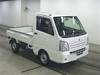 It is a picture of the white suzuki carry  truck in 2016,Sub Photo 0 Stock No.Y016528