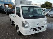 It is a picture of the white nissan nt100 clipper truck in 2018,First Photo Stock No.Y016885