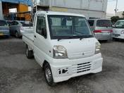 It is a picture of the white mitsubishi minicab truck in 2000,First Photo Stock No.Y017197