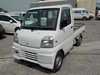It is a picture of the white mitsubishi minicab truck in 2000,Sub Photo 1 Stock No.Y017400