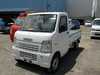 It is a picture of the white suzuki carry truck in 2004,Sub Photo 1 Stock No.Y017527