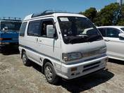 It is a picture of the white daihatsu atrai passenger van in 1992,First Photo Stock No.Y017528