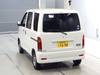 It is a picture of the white daihatsu hijet  in 2004,Sub Photo 1 Stock No.Y017554