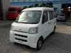 It is a picture of the white daihatsu hijet deck van in 2005,Sub Photo 1 Stock No.Y017985