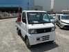 It is a picture of the white mitsubishi minicab truck in 2001,Sub Photo 0 Stock No.Y017992