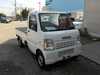 It is a picture of the white suzuki carry  truck in 2002,Sub Photo 0 Stock No.Y018037