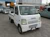 It is a picture of the white suzuki carry truck in 2002,Sub Photo 0 Stock No.Y018124