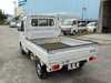 It is a picture of the white suzuki carry truck in 2003,Sub Photo 3 Stock No.Y018235