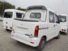 It is a picture of the white daihatsu hijet  deck van in 2003,Sub Photo 2 Stock No.Y019106