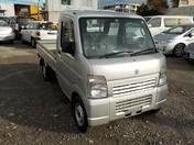 It is a picture of the silver suzuki carry truck in 2012,First Photo Stock No.Y019512