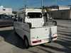 It is a picture of the white daihatsu hijet deck van in 2006,Sub Photo 3 Stock No.Y020066