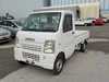 It is a picture of the white suzuki carry truck in 2006,Sub Photo 1 Stock No.Y020118