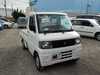 It is a picture of the white mitsubishi minicab truck in 2001,Sub Photo 0 Stock No.Y020536