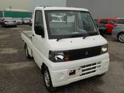 It is a picture of the white mitsubishi minicab truck in 2007,First Photo Stock No.Y020636