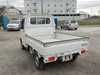 It is a picture of the white suzuki carry truck in 2005,Sub Photo 3 Stock No.Y020832