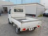 It is a picture of the white suzuki carry truck in 2004,Sub Photo 3 Stock No.Y021188