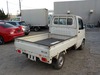 It is a picture of the white suzuki carry truck in 2004,Sub Photo 2 Stock No.Y021188