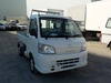 It is a picture of the white daihatsu hijet scissors dump in 2009,Sub Photo 4 Stock No.Y021485