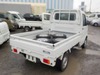 It is a picture of the white suzuki carry truck in 2005,Sub Photo 2 Stock No.Y021586