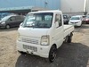 It is a picture of the pearl suzuki carry truck in 2006,Sub Photo 1 Stock No.Y021590