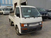 It is a picture of the white daihatsu hijet truck in 1997,First Photo Stock No.Y021981