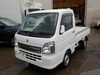 It is a picture of the white suzuki carry truck in 2017,Sub Photo 1 Stock No.Y022200