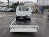 It is a picture of the white suzuki carry truck in 2005,Sub Photo 4 Stock No.Y022207