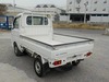 It is a picture of the white daihatsu hijet truck in 2005,Sub Photo 3 Stock No.Y022241