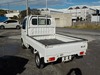 It is a picture of the white suzuki carry truck in 2006,Sub Photo 3 Stock No.Y022478