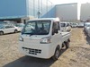 It is a picture of the white daihatsu hijet dump in 2019,Sub Photo 2 Stock No.Y022513