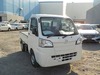 It is a picture of the white daihatsu hijet dump in 2019,Sub Photo 1 Stock No.Y022514