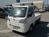 It is a picture of the white daihatsu hijet  truck in 2018,Sub Photo 1 Stock No.Y022531