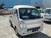 It is a picture of the silver suzuki carry jumbo in 2018,First Photo Stock No.Y022551