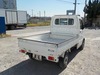It is a picture of the white suzuki carry truck in 2005,Sub Photo 2 Stock No.Y022552