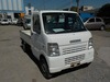 It is a picture of the white suzuki carry truck in 2005,Sub Photo 0 Stock No.Y022552