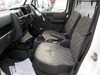 It is a picture of the white suzuki carry truck in 2005,Sub Photo 8 Stock No.Y022684