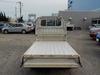 It is a picture of the white suzuki carry truck in 2005,Sub Photo 4 Stock No.Y022684