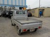 It is a picture of the silver suzuki carry truck in 2002,Sub Photo 3 Stock No.Y022778
